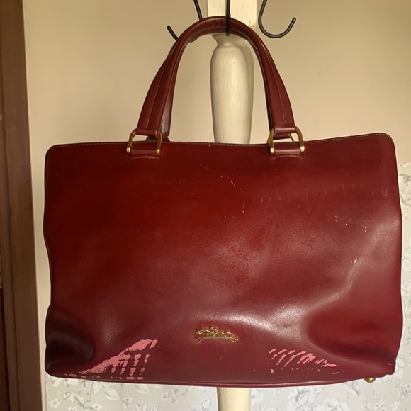 Longchamp Handbags - PLUM RED LONGCHAMP MINIMAL BEAUTY: crossbody, spacious, feminine. Leather bag.